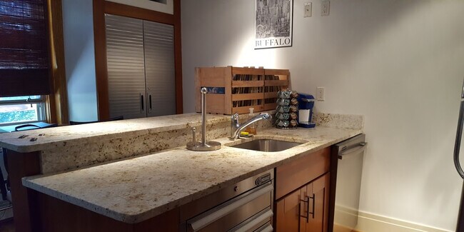 Foto del interior - Elmwood Village