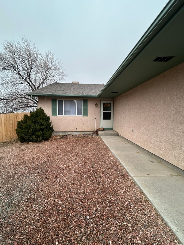 Foto del edificio - 895 S Knox Dr