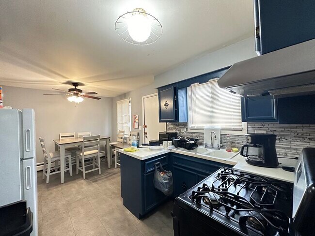Foto del edificio - 3042 N Central Ave