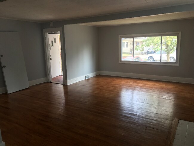 Foto del edificio - 619 Linden Ave