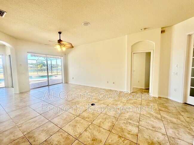 Foto del edificio - 115 147th St NE