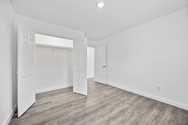 Foto del edificio - 7611 Shotwell St