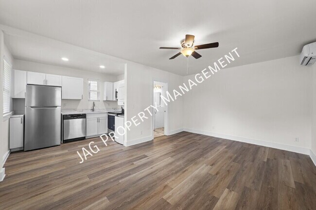 Foto del edificio - 1078 Day Ave
