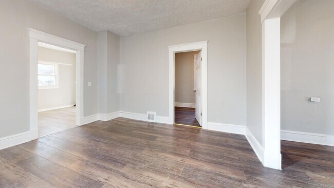 Building Photo - Cudell Neighborhood - 5 Bedroom Single Fam...