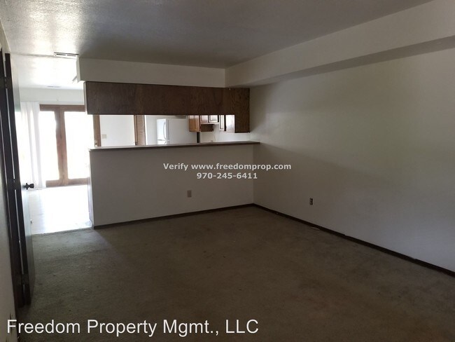 Building Photo - 489 32 Rd