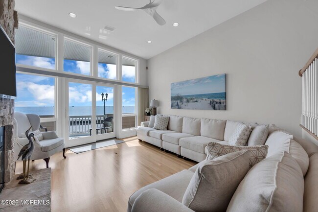Foto del edificio - 152 Ocean Ave N