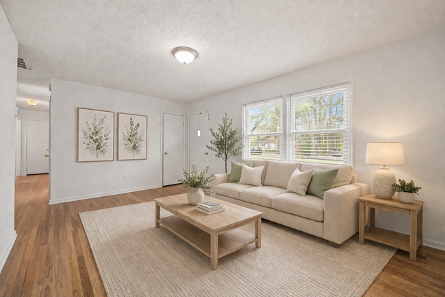 Photo - 110 Moore Rd House