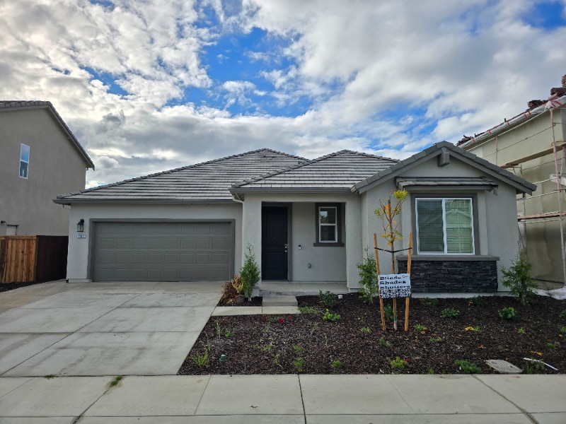 Primary Photo - 1743 Shingle Ave