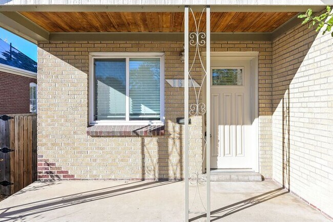 Foto del edificio - 1661 S Pearl St