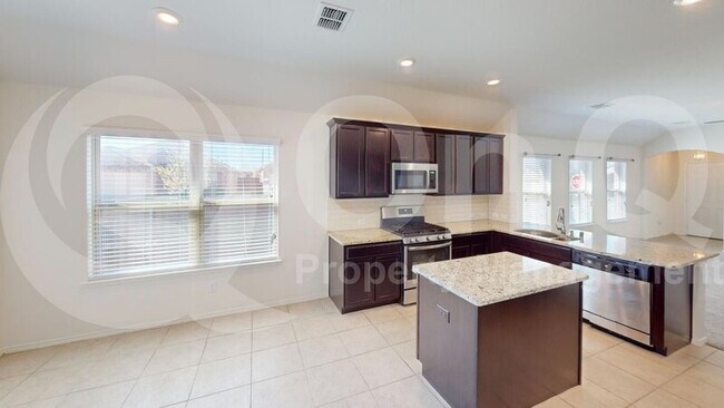 Building Photo - 1235 Acmite Ave