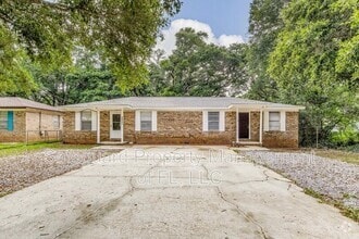 Building Photo - 1015 Winton Ave