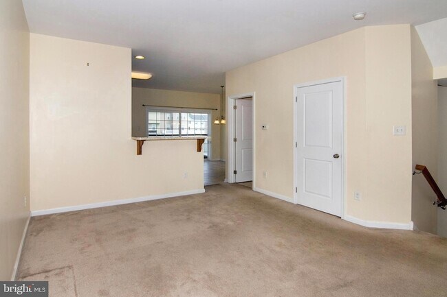 Building Photo - 517 Boxwood Ln