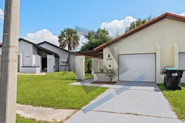 Foto del edificio - Spacious 2 bedroom 1.5 Bath Now Available - Pine Hills