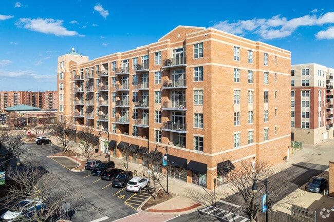 Metropolitan Square Condo