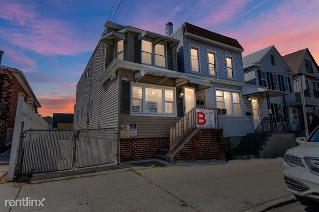 Primary Photo - 3 br, 1.5 bath House - 105 McAdoo Ave