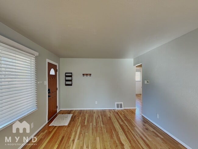 Foto del edificio - 1260 S Hudson St