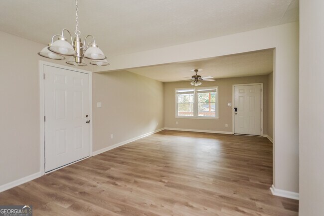 Foto del edificio - 10179 Waterford Rd NE