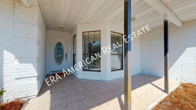 Foto del edificio - 18 Meigs Dr