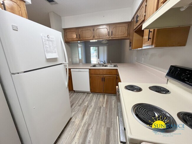 Building Photo - Nice 2 Bedroom Unit in Niceville!