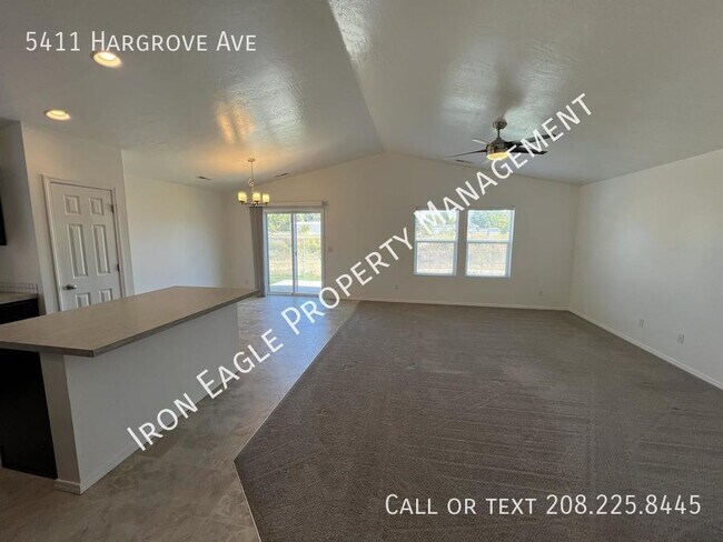 Foto del edificio - 5411 Hargrove Ave