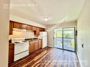 Building Photo - 204 Woodcreek Dr
