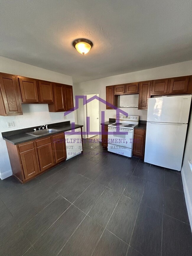 Foto del edificio - 221 Regan St