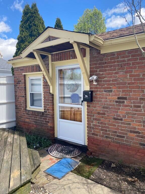 8 Park St, Natick, MA 01760 House Rental in Natick, MA