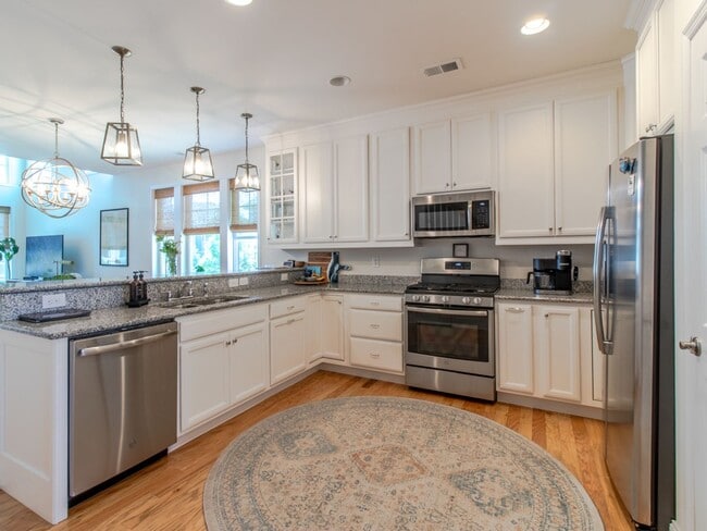 Building Photo - Unfurnished Year-Round Rental: 4BR End-Unit Townhome in Governors Near Downtown Lewes & Bike Trail