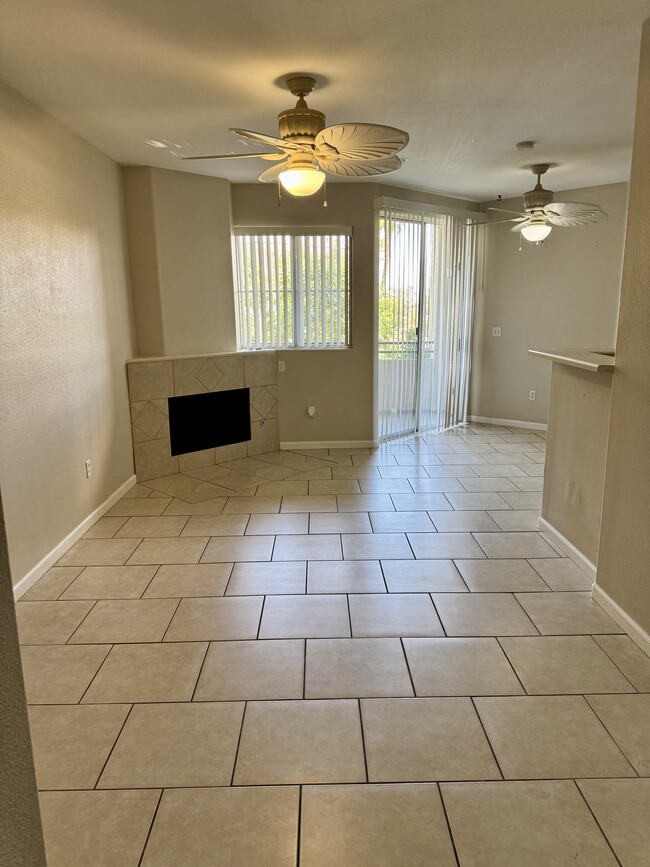 Building Photo - 7147 S Durango Dr