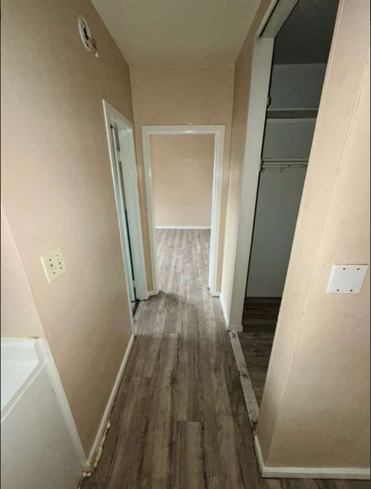 Building Photo - 13975 Superior Ave