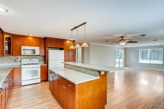 Foto del edificio - 17217 Southeast 264th Street, Covington, W...