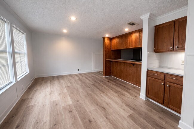 Foto del edificio - 7 Carol Ct