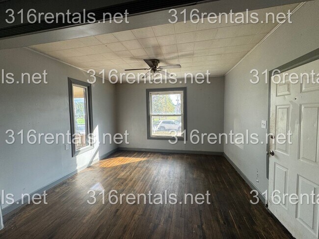 Foto del edificio - $850 - 2 bed 1 bath - Single Family Home