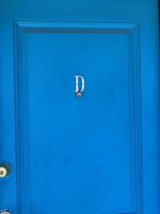 Foto del edificio -  One Bedroom Upstairs Apartment Close to Renown & VA Hospital