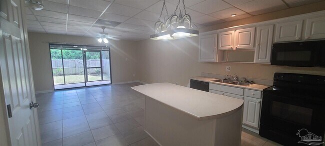 Foto del edificio - 201 Pensacola Beach Rd