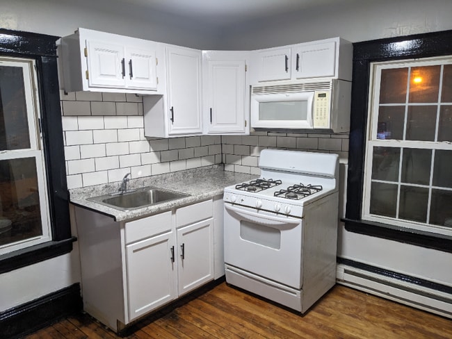 Building Photo - 3122 N Morgan Ave