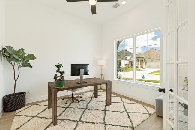 Building Photo - 3112 Blake Dr