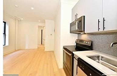 Foto del edificio - 222 W 21st St