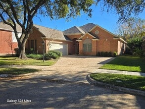 Building Photo - 2727 Gregway Ln
