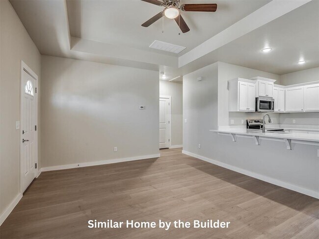 Foto del edificio - 112 Sterling Dr