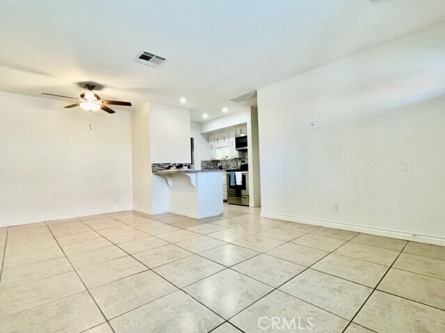 Foto del edificio - 79380 Ave 42