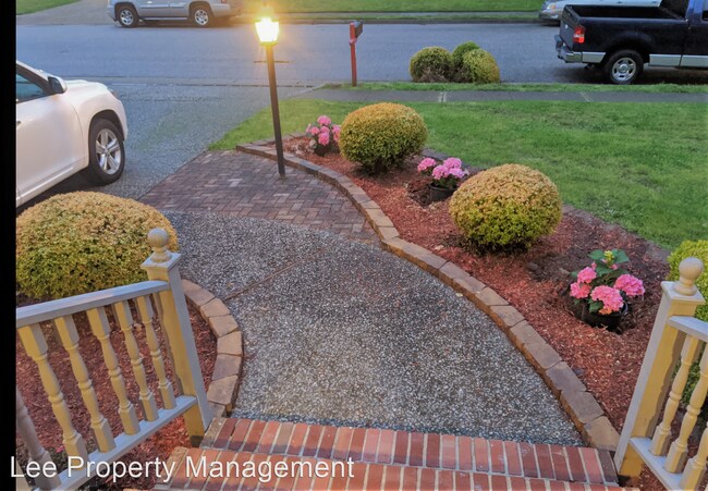 Foto del edificio - 4 br, 2.5 bath House - 124 Dunn Circle