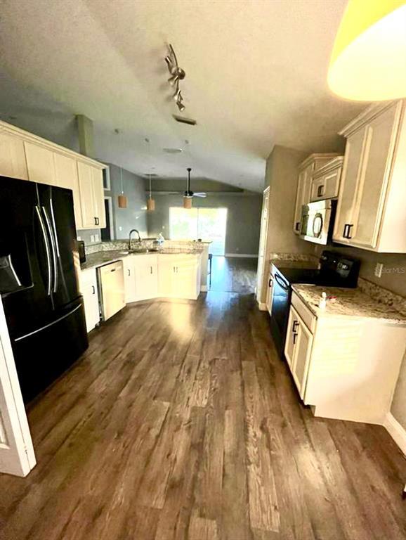 Building Photo - 984 Tavernier Cir NE