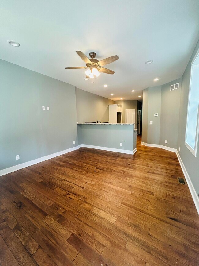 Foto del edificio - 1702 Jefferson Ave