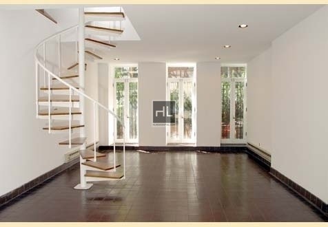 Foto principal - East 84th Street