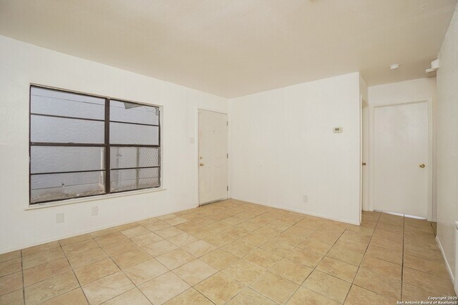 Foto del edificio - 5916 Mission Sunrise