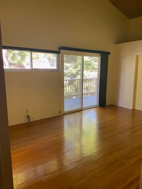 Master bedroom - 1520 Summit Rd