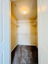 Building Photo - 7575 Kirby Dr