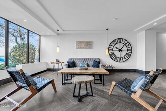 Building Photo - 10 Ocean Blvd