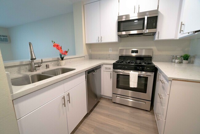 Foto del interior - 5405 Lindley Avenue